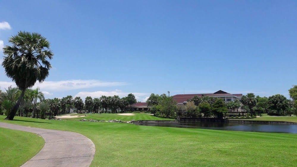 Hotel Suwan Golf & Country Club Nakhon Pathom Exteriér fotografie